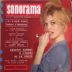 Sonorama Magazine Sonore, No.23 - Octobre 1960  Brigitte Bardot à l'heure de la vérite  ( Strong VG ) [ 6 x Flexi-Disc 33RPM + 24p. mag. ]