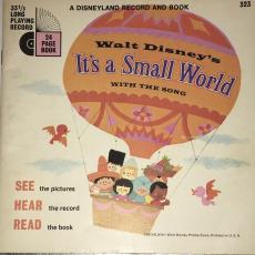 It's A Small World ( Livre Audio + chanson )